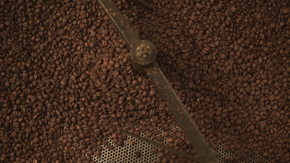 Coffee Bean Automatic Mixing Device at Work