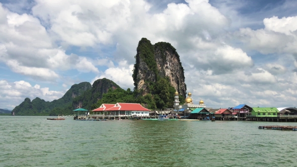 Muslim Island, Thailand. Krabi Muslim Village alt