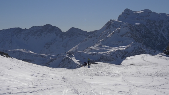 Snowboarders Are Going To Go Off-piste alt