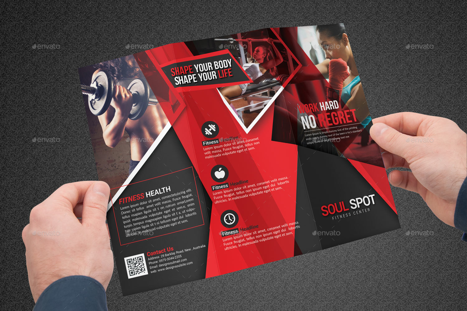 tri fold brochure