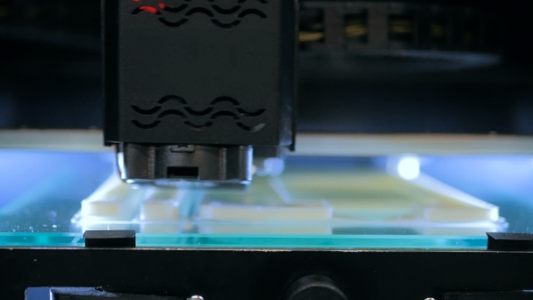 3D Printer During Work alt