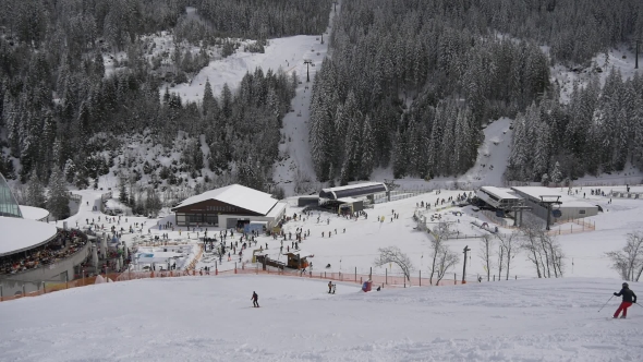 Crowded Ski Resort