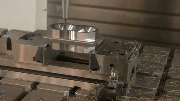 Working Milling Machine. alt