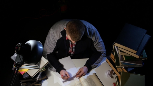 Man Leafing Through the Book and Could Not Find What He Is Looking for Rastroilas and Angry. Black alt