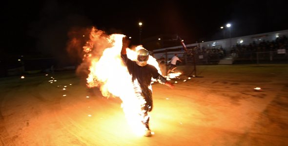 Human Torch Slow Motion alt