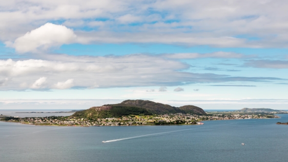 Aksla at the City of Alesund , Norway alt