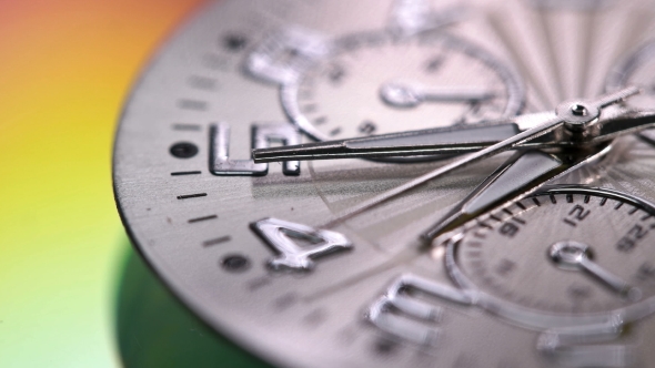 Beautiful Clock Shot with  Lens alt