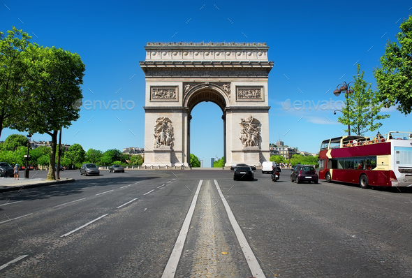 Road to Triumphal Arch