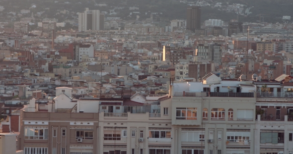 Pan Movement Across the Sity 60 Fps alt