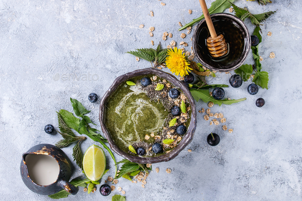 Spring nettle and dandelion smoothie - Stock Photo - Images