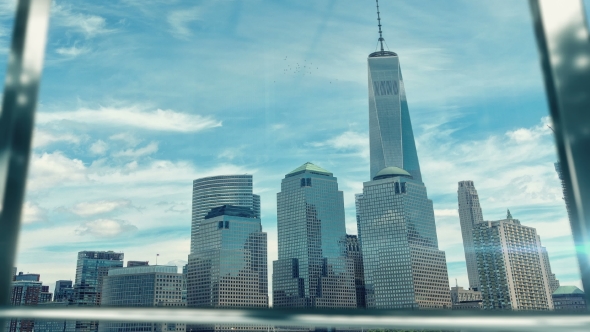 Businessman Handshaking at İmportant Meeting in Manhattan Third Version alt