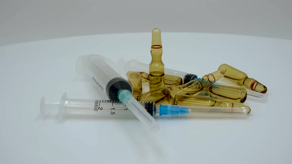 Medical ampoules alt