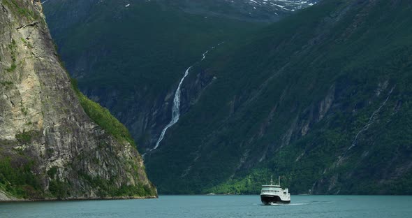 Geirangerfjord Norway alt