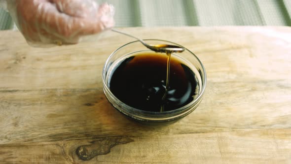 I Cook Coca Syrup and Brown Sugar alt