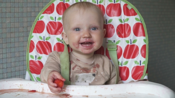 Little Happy Baby Dirty Face alt