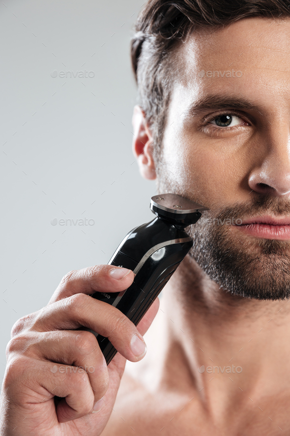 electric razor for young men