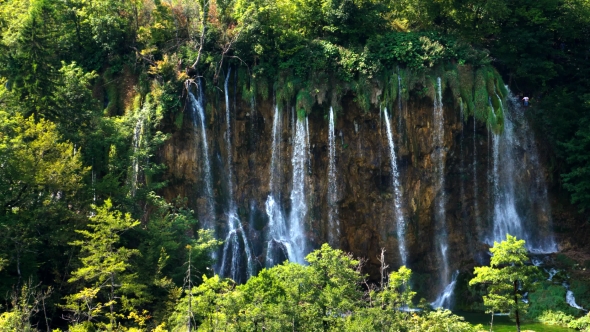 Picturesque Waterfalls Scenery in Plitvice Lakes National Park