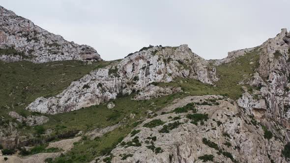 Rocky Mountain Ranges of the Ocean Dron  Video alt