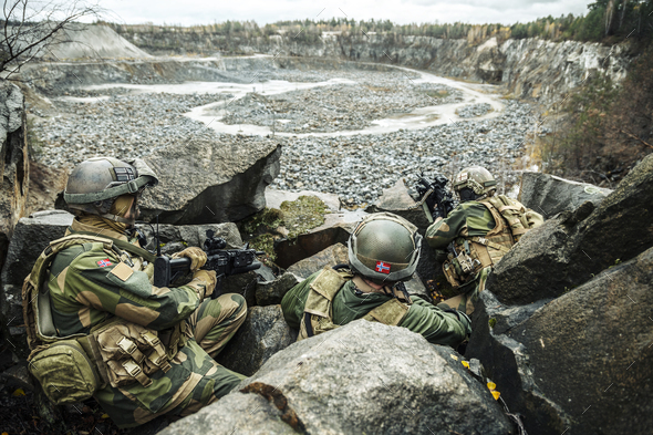 Norwegian patrol among the rocks