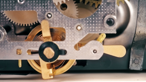 Work of Clock Mechanisms Shot alt