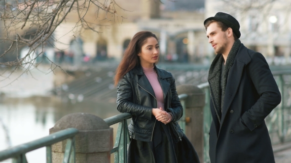 Couple on a Date alt