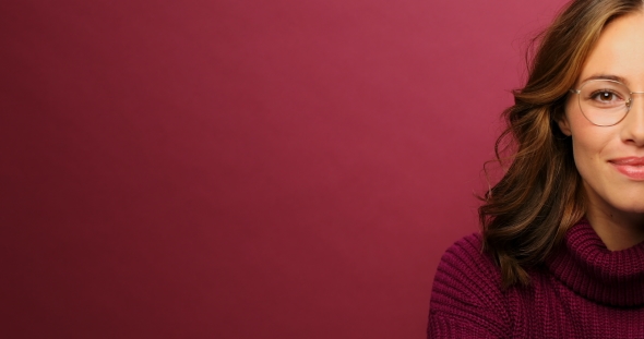 Brunette Half Beauty alt