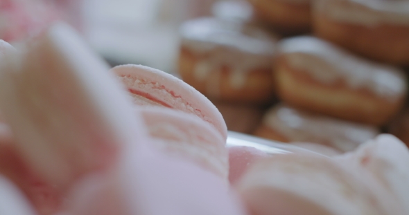 Doughnuts Filled with Fruit Jam alt