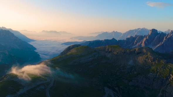 National Nature Park Tre Cime In the Dolomites Alps. Beautiful Nature of Italy alt