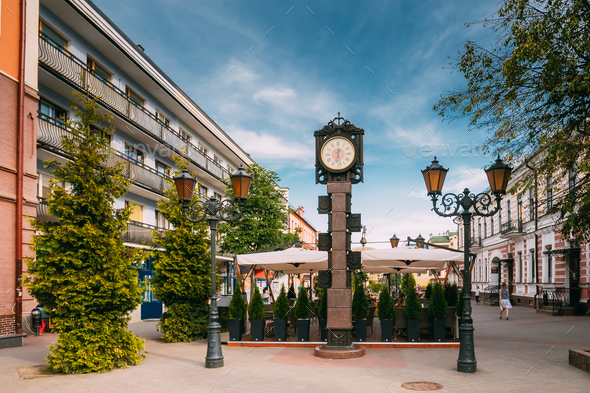 Brest, Belarus. Clock With Arms Of City Of Different Times On Pe - Stock Photo - Images