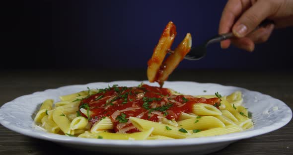 Penne With Tomato Sauce 76b