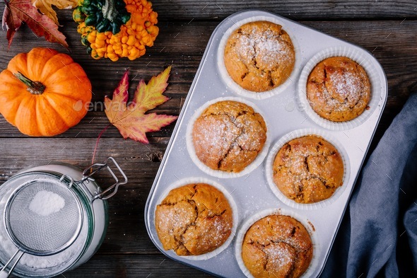 Homemade Autumn Pumpkin Muffins