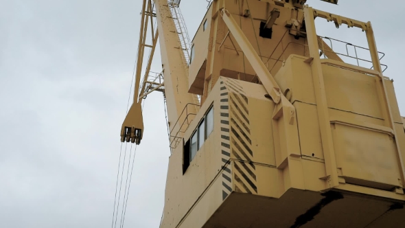 Shot of Grab Bucket Crane for Waste Management. alt