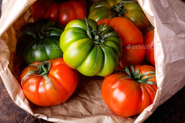 Selection of finest Italian organic tomatoes