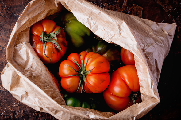 Selection of finest Italian organic tomatoes