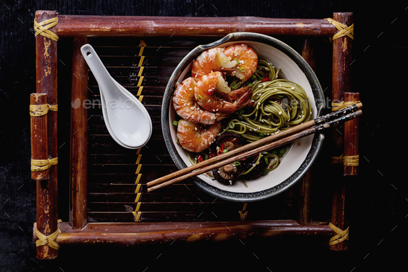 Green tea soba noodles with shrimp