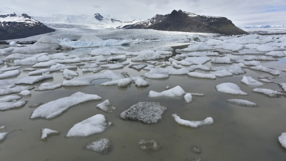 Icebergs in Jokulsarlon Glacial Lagoon