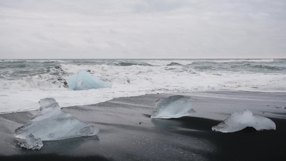 Iceberg Pieces on Diamond Beach