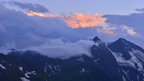 Beauty Sundown on Alpine Mountain