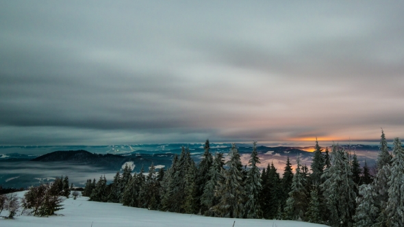 View in Sundown Winter Mountain, alt