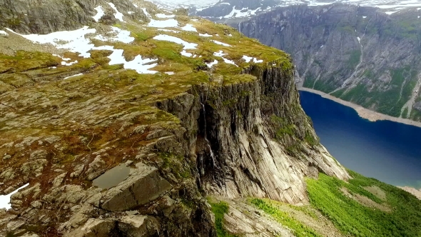 Beautiful Fjord Landscape of Norway alt