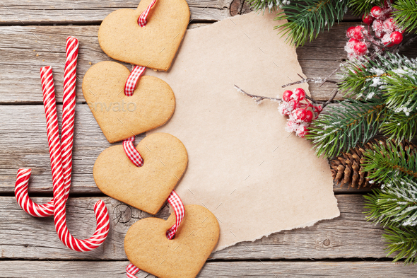 Christmas fir tree and heart gingerbread cookies - Stock Photo - Images