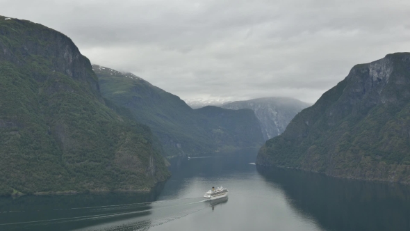 Breathtaking View of Sunnylvsfjorden Fjord