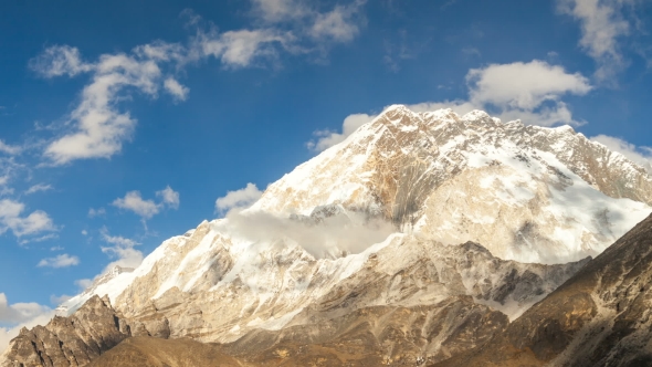 of Nuptse, Everest Region, Himalaya, Nepal alt