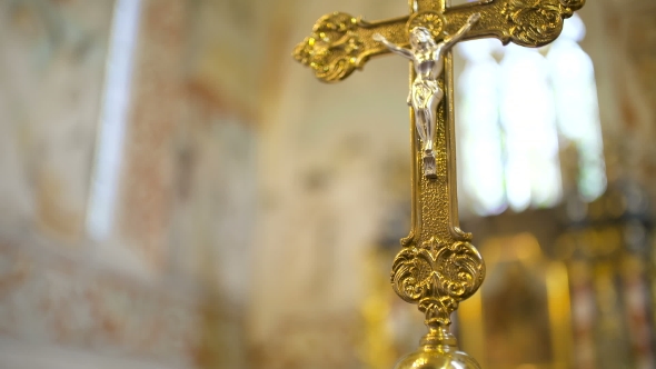 Statue of Jesus Christ in Church alt