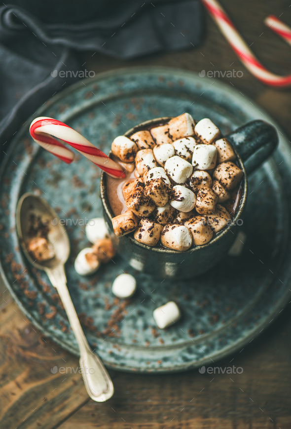 Christmas hot chocolate with marshmallows and candy cane - Stock Photo - Images