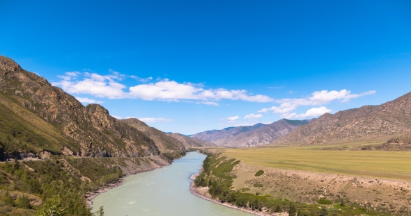 Waves, Spray and Foam, River Katun in Altai Mountains Siberia, Russia alt