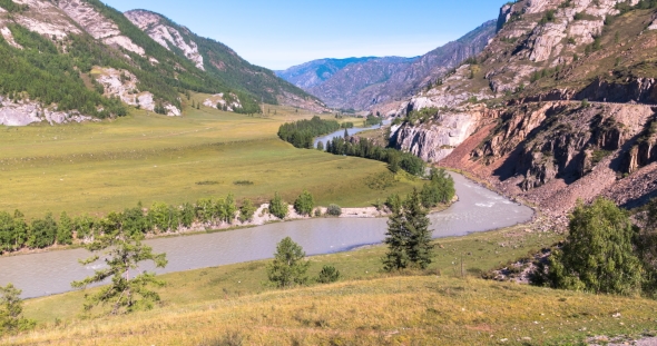 Waves, Spray and Foam, River Katun in Altai Mountains Siberia, Russia alt