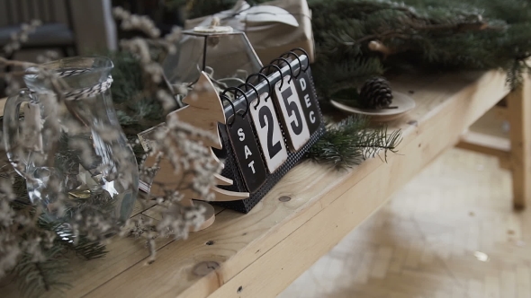 Ride the Camera on a Calendar That Is on the Table. Beautiful Calendar on Which Date Is Christmas alt