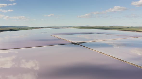 Aerial view of Lake Bumbunga. alt