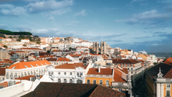 Lisbon Panorama.  . Lisbon Is the Capital and the Largest City of Portugal. Lisbon Is Continenta alt
